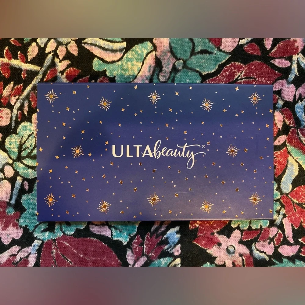 Weekend Skincare Set - Picture 11 of 13